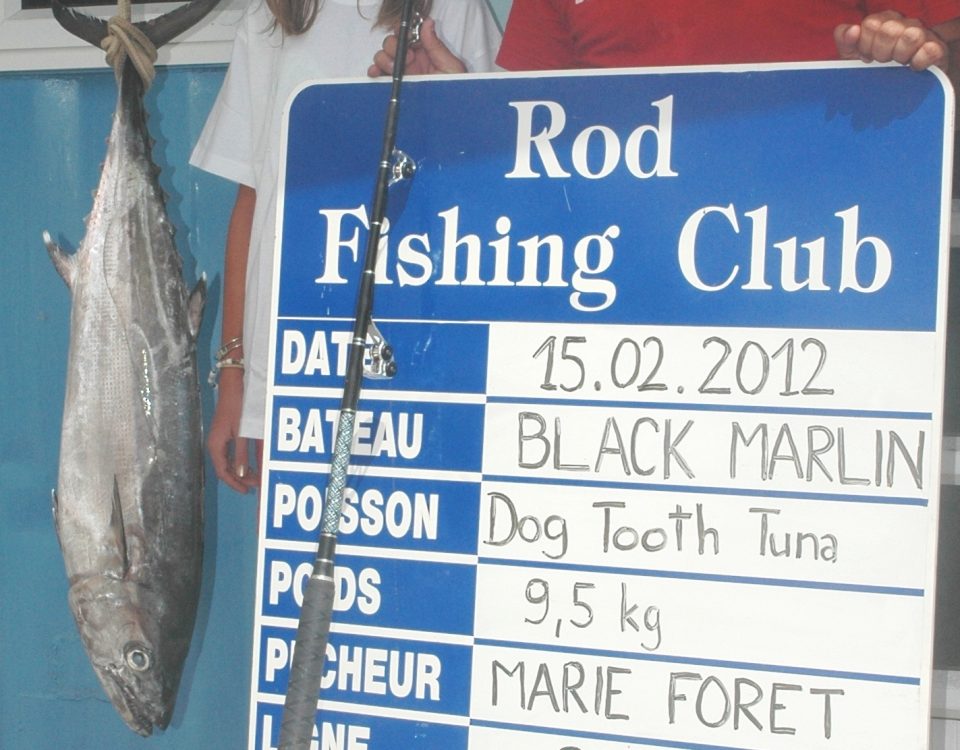 Marie Forêt record du monde junior féminin 80lb thon à dents de chien 9.5kg 15 02 2012