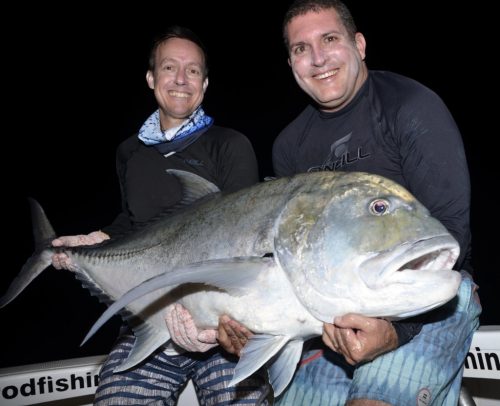 Carangue Ignobilis (GT) en pêche a l'appât - www.rodfishingclub.com - Ile Rodrigues - Maurice -Océan Indien