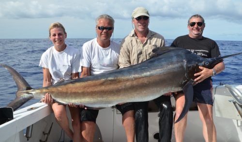 Christine et son marlin noir - Rod Fishing Club - Ile Rodrigues - Maurice - Océan Indien