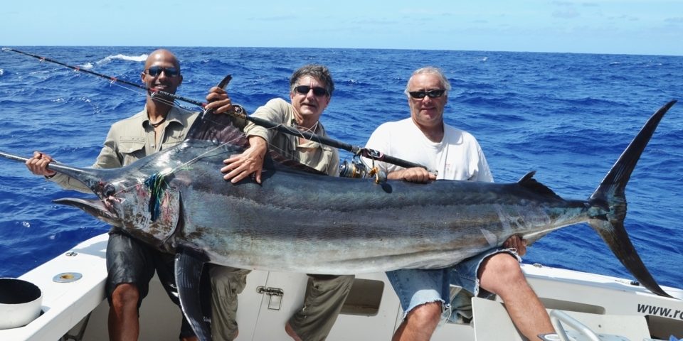Claudius et son marlin noir de 130kg en heavy spinning - Rod Fishing Club - Ile Rodrigues - Maurice - Océan Indien