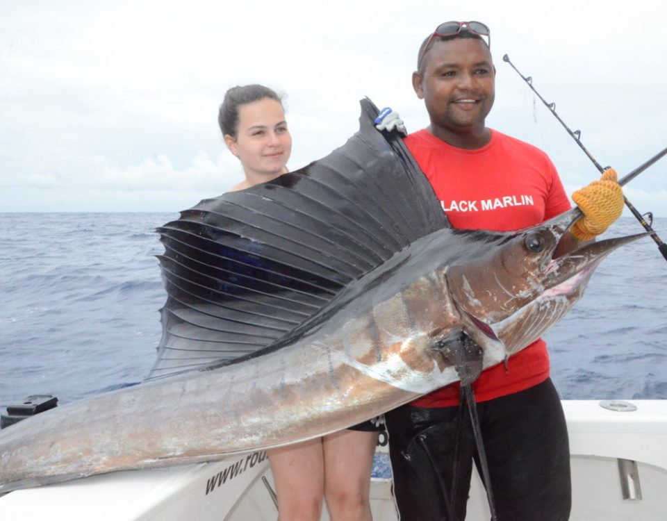 Cécile et son voilier - Rod Fishing Club - Ile Rodrigues - Maurice - Océan Indien