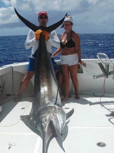 Gianni et son marlin noir de 138.5kg - Rod Fishing Club - Ile Rodrigues - Maurice - Océan Indien
