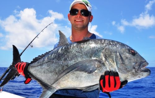 Henry et sa carangue ignobilis - Rod Fishing Club - Ile Rodrigues - Maurice - Océan Indien