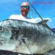 Igor et sa carangue ignobilis de 30kg - Rod Fishing Club - Ile Rodrigues - Maurice - Océan Indien