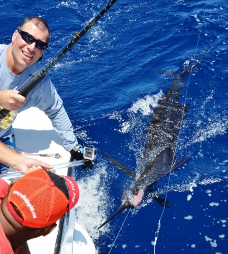 Juan Manuel relâche son voilier de 45kg - Rod Fishing Club - Ile Rodrigues - Maurice - Océan Indien