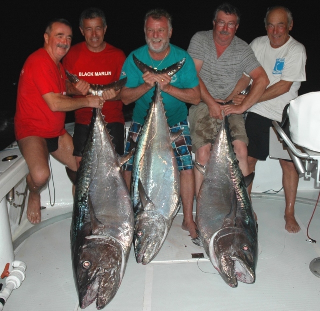 Les Solides de Cap Breton avec leurs doggies - Rod Fishing Club - Ile Rodrigues - Maurice - Océan Indien