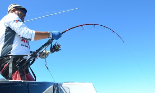 Marc en combat - Rod Fishing Club - Ile Rodrigues - Maurice - Océan Indien