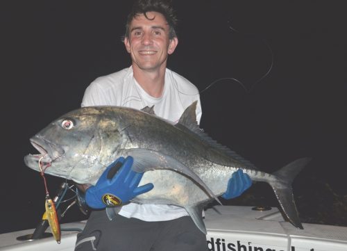 carangue ignobilis relâchée d' une quinzaine de kg en jigging - Rod Fishing Club - Ile Rodrigues - Maurice - Océan Indien