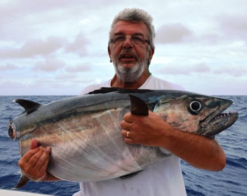 doggy coupé par un requin - Rod Fishing Club - Ile Rodrigues - Maurice - Océan Indien