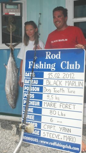 doggy record du monde junior 9.5kg pour Marie - Rod Fishing Club - Ile Rodrigues - Maurice - Océan Indien.