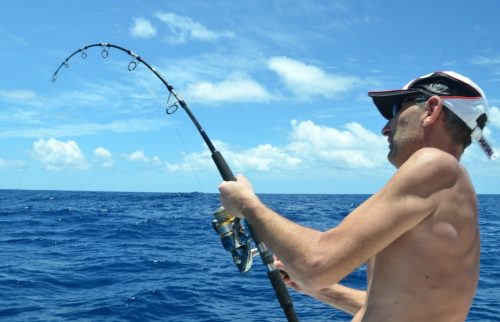 en plein combat - Rod Fishing Club - Ile Rodrigues - Maurice - Océan Indien