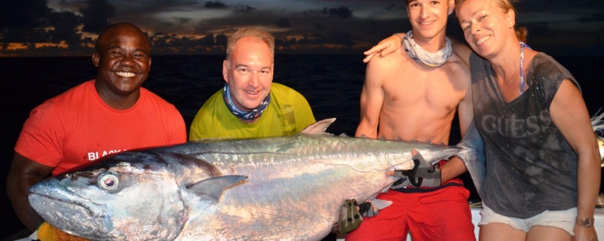 thon à dents de chien de 69kg- Rod Fishing Club - Ile Rodrigues - Maurice - Océan Indien