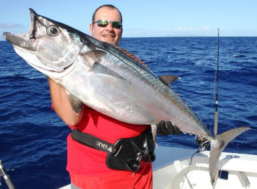 thon à dents de chien de 23kg en jigging - Rod Fishing Club - Ile Rodrigues - Maurice - Océan Indien