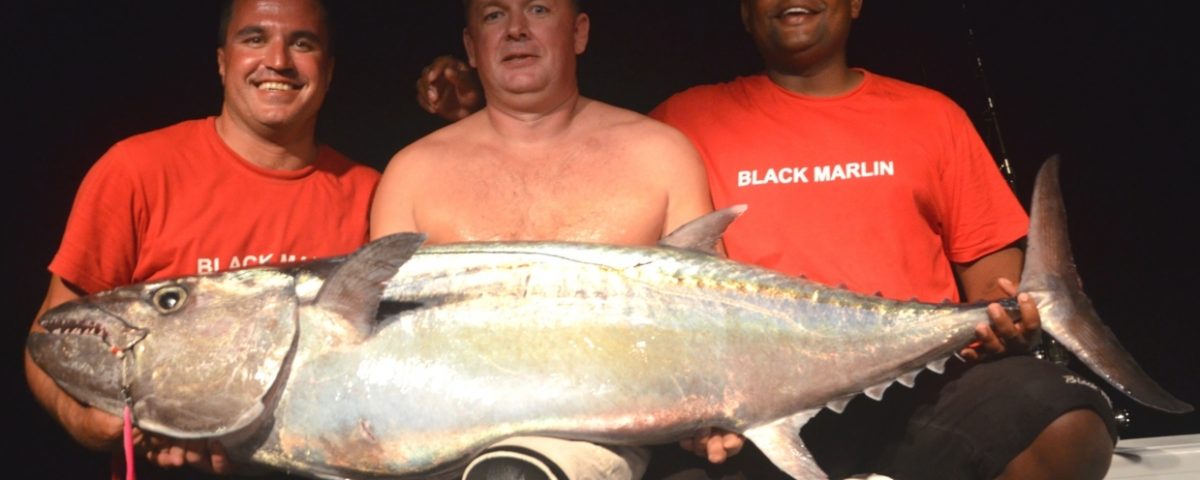 thon à dents de chien de 50.5 kg pour Eduard en jigging - Rod Fishing Club - Ile Rodrigues - Maurice - Océan Indien