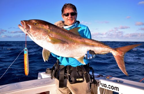 18kg seriola on very deep jigging - Rod Fishing Club - Rodrigues Island - Mauritius - Indian Ocean