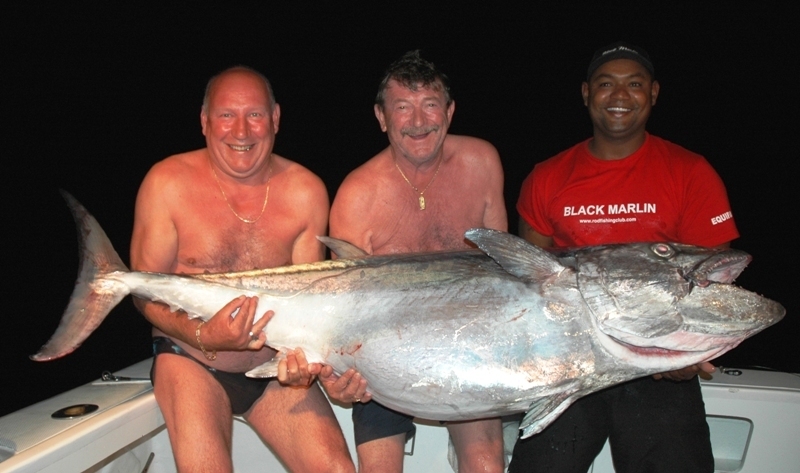 78kg doggy on baiting - Rod Fishing Club - Rodrigues Island - Mauritius - Indian Ocean