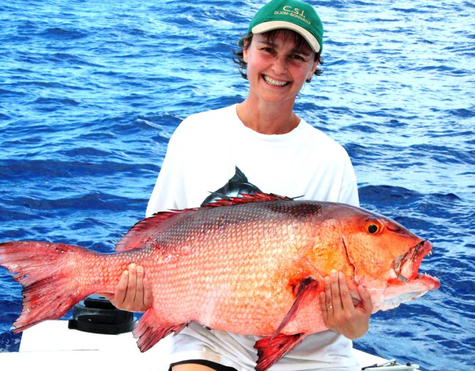 Anne Laure Bruneau record du monde toutes catégories carpe rouge 14.5kg 25 11 2012