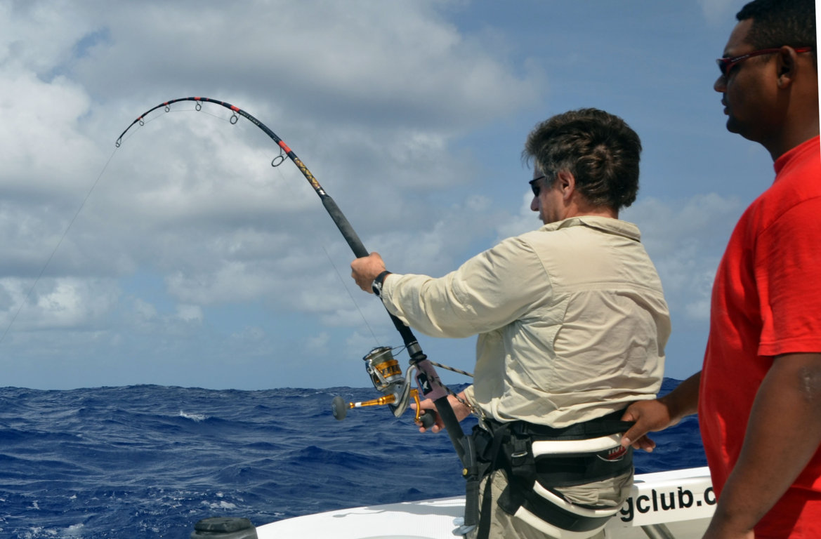 Fighting on Heavy Spinning with double handles - Rod Fishing Club - Rodrigues Island - Mauritius - Indian Ocean