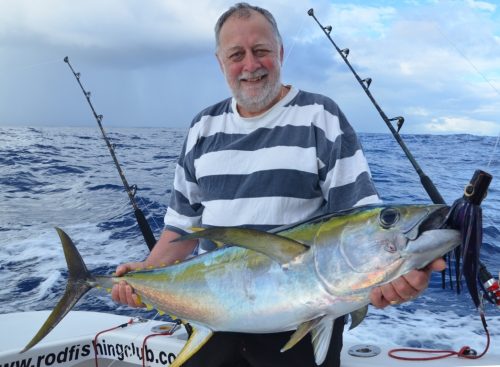 Gerard and yellowfin tuna - Rod Fishing Club - Rodrigues Island - Mauritius - Indian Ocean