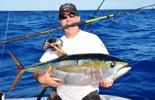 yellowfin tuna on heavy spinning - Rod Fishing Club - Rodrigues Island - Mauritius - Indian Ocean