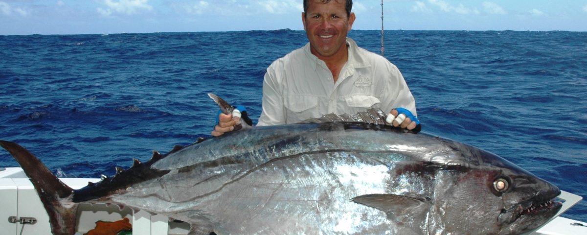 104.5kg dogtooth tuna world record all tackle on jigging - 25 10 2007