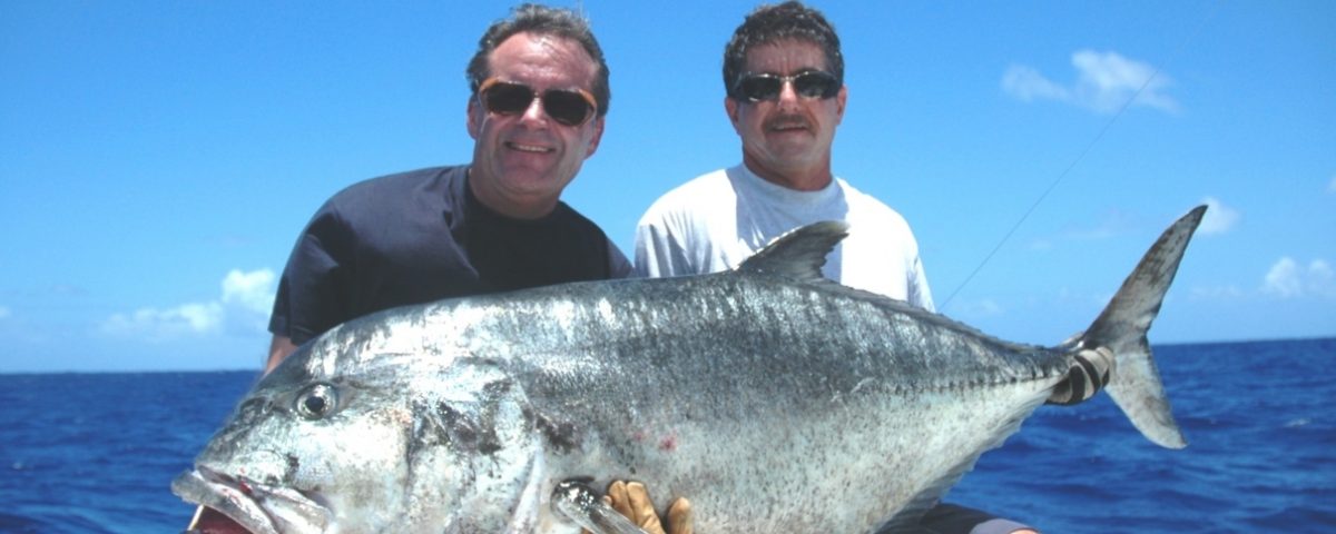 39Kg Giant Trevally on Jigging for André - Rod Fishing Club - Rodrigues Island - Mauritius - Indian Ocean