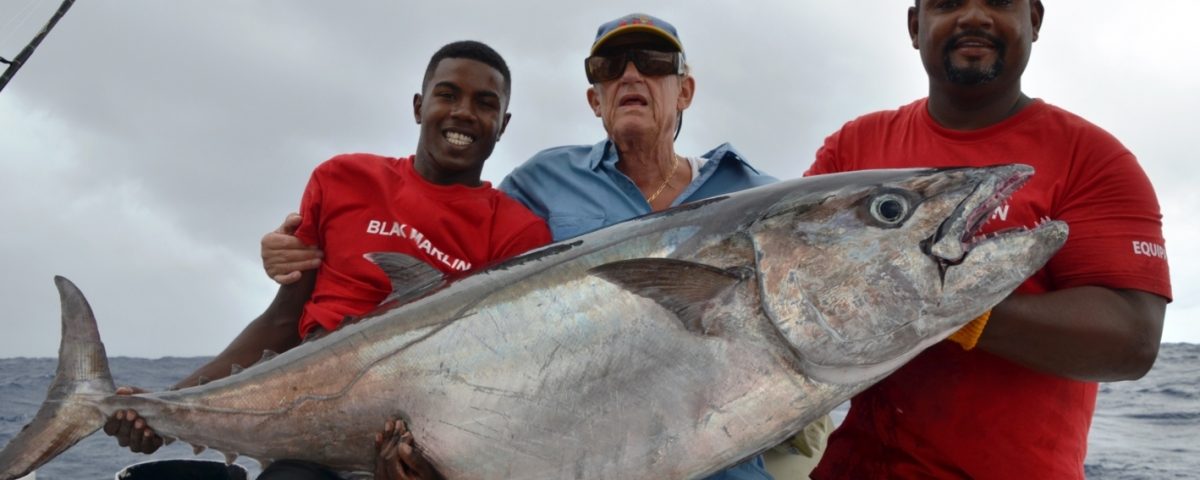 55.5kg doggy for our seniorJ.P. ! - Rod Fishing Club - Rodrigues Island - Mauritius - Indian Ocean