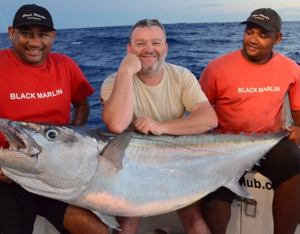 Doggy on baiting - Rod Fishing Club - Rodrigues Island - Mauritius - Indian Ocean