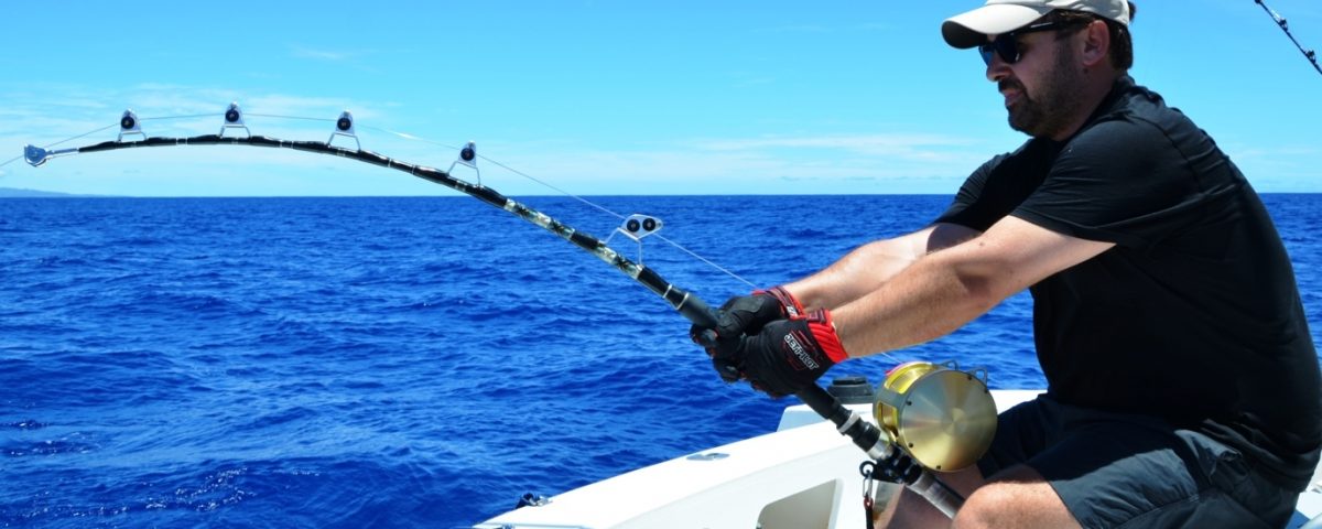 Fighting with a 82kg doggy on baiting - Rod Fishing Club - Rodrigues Island - Mauritius - Indian Ocean