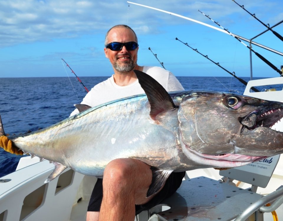 Thon à dents de chien de plus de 50kg pour Jérôme - Rod Fishing Club - Ile Rodrigues - Maurice - Océan Indien