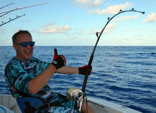 combat-sur-un-gros-marlin-noir-en-peche-a-lappat-rod-fishing-club-ile-rodrigues-maurice-ocean-indien