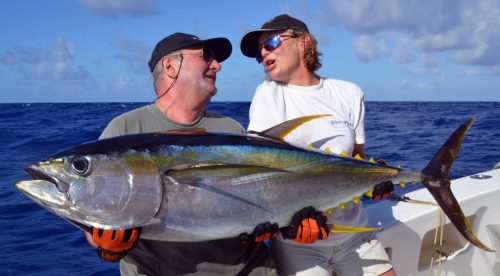 good-yellowfin-tuna-on-trolling-rod-fishing-club-rodrigues-island-mauritius-indian-ocean