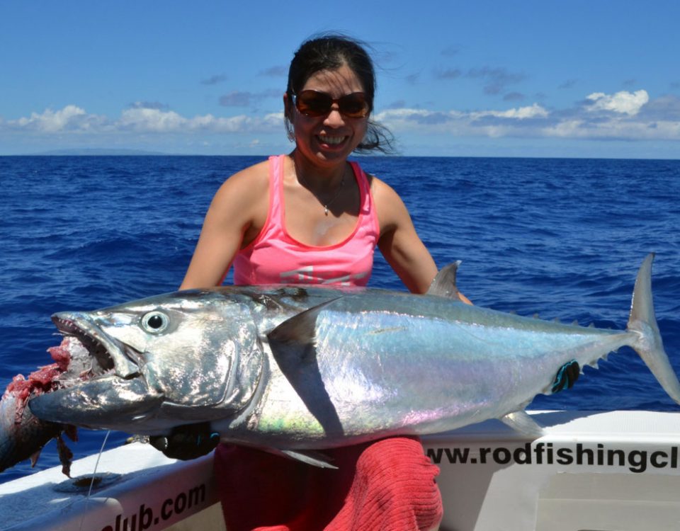 40kg doggy on baiting by Helen - www.rodfishingclub.com - Rodrigues Island - Mauritius - Indian Ocean