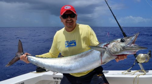 Beau wahoo de 18kg pris en pêche a la traine par Gianni - www.rodfishingclub.com - Ile Rodrigues - Maurice - Océan Indien