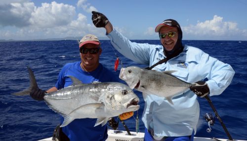 Carangues Ignobilis par Fred et Bruno en pêche au jig - www.rodfishingclub.com - Ile Rodrigues - Maurice - Océan Indien