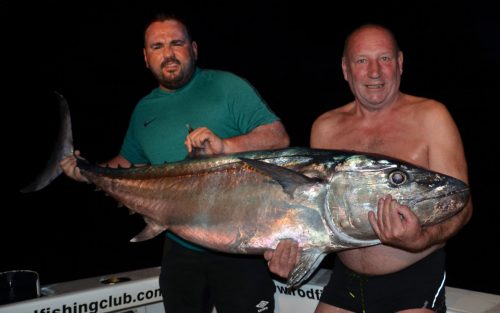 Thon dents de chien de 46kg pris en pêche a l'appât par Jacques - www.rodfishingclub.com - Ile Rodrigues - Maurice - Océan Indien
