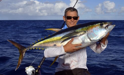 Thon jaune pris en pêche a la traîne par Denis - www.rodfishingclub.com - Ile Rodrigues - Maurice - Océan Indien