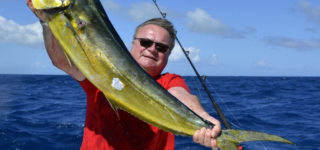 Dorade prise en pêche a la traîne - www.rodfishingclub.com - Ile Rodrigues - Maurice - Océan Indien