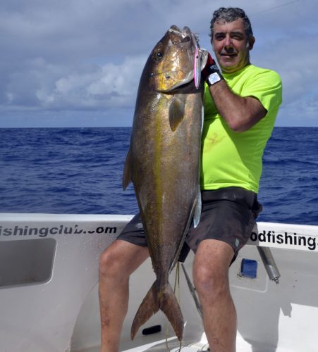 25.5kg seriola caught on jigging by Marc - www.rodfishingclub.com - Rodrigues - Mauritius - Indian Ocean