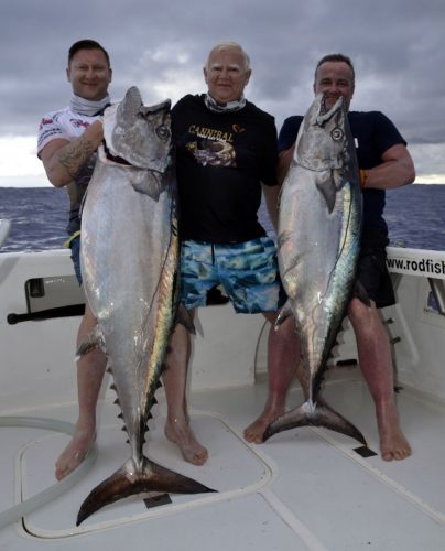 Superbes thons dents de chien en pêche a l'appât par cette équipe polonaise - www.rodfishingclub.com - Rodrigues - Maurice - Océan Indien