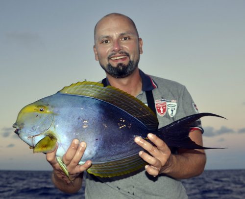 Poisson chirurgien en pêche a l'appât - www.rodfishingclub.com - Rodrigues - Maurice - Océan Indien
