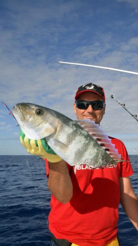 Jobfish cut by shark on baiting - www.rodfishingclub.com - Rodrigues - Mauritius - Indian Ocean