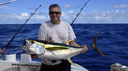 Thon jaune en peche a la traine par Wilfrid - www.rodfishingclub.com - Rodrigues - Maurice - Ocean Indien