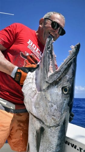 Barracuda en peche au vif par Philippe nouveau record du club - www.rodfishingclub.com - Rodrigues - Maurice - Ocean Indien