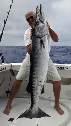 Barracuda on baiting by Mathias - www.rodfishingclub.com - Rodrigues - Mauritius - Indian Ocean