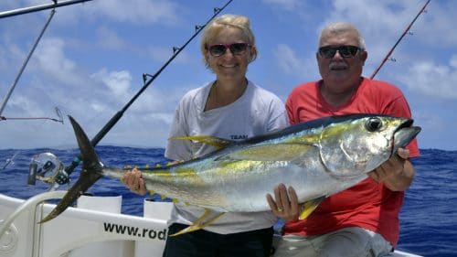 Thon jaune en peche a la traine par Genevieve - www.rodfishingclub.com - Rodrigues - Maurice - Ocean Indien