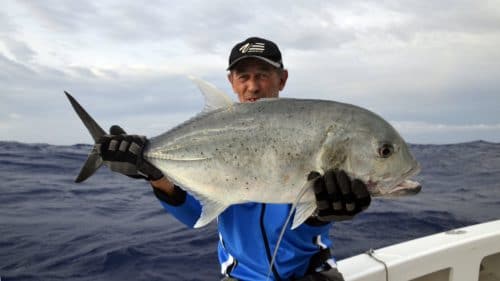 GT en peche au jig - www.rodfishingclub.com - Rodrigues - Maurice - Ocean Indien