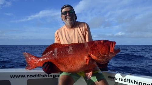 Mérou babone en peche au jig - www.rodfishingclub.com - Rodrigues - Maurice - Ocean Indien