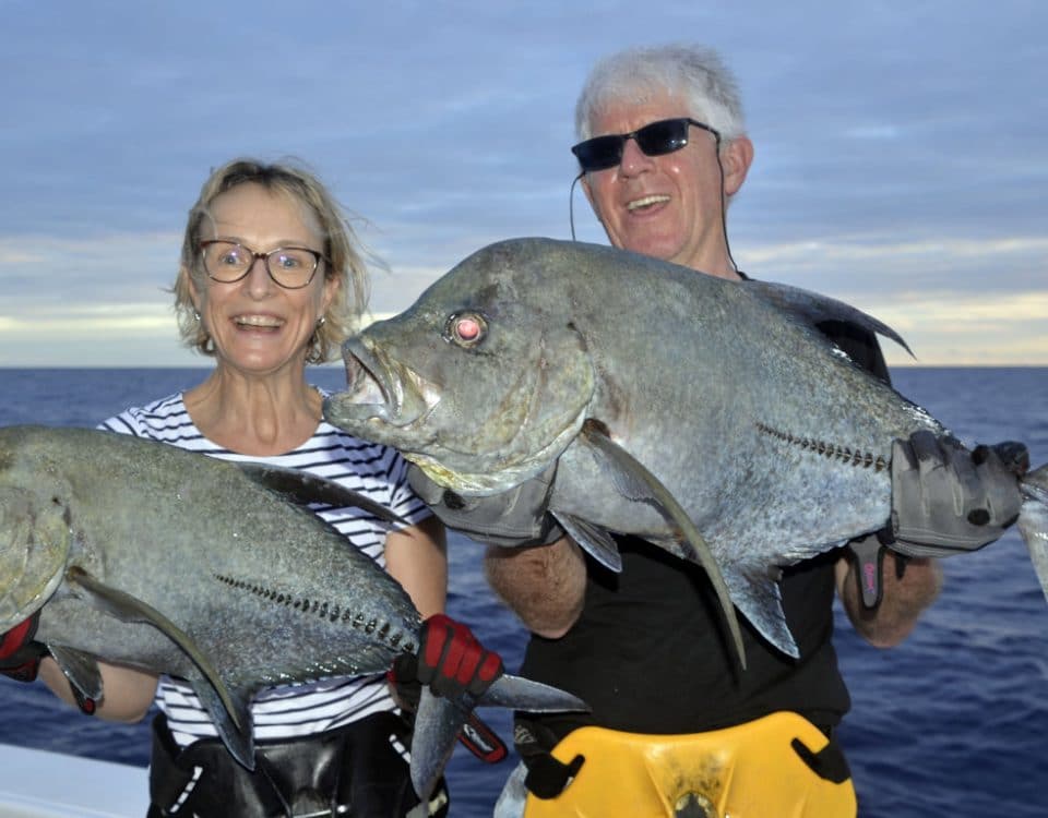 Carangues lugubris en peche a l appat - www.rodfishingclub.com - Rodrigues - Maurice - Ocean Indien