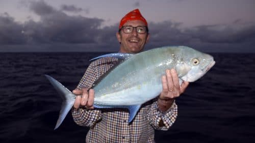 Carangue a points jaunes en peche a l appat - www.rodfishingclub.com - Rodrigues - Maurice - Ocean Indien